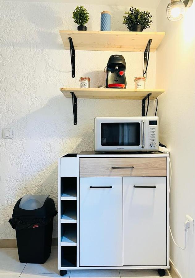 Studio En Duplex La Roquebrussanne Εξωτερικό φωτογραφία